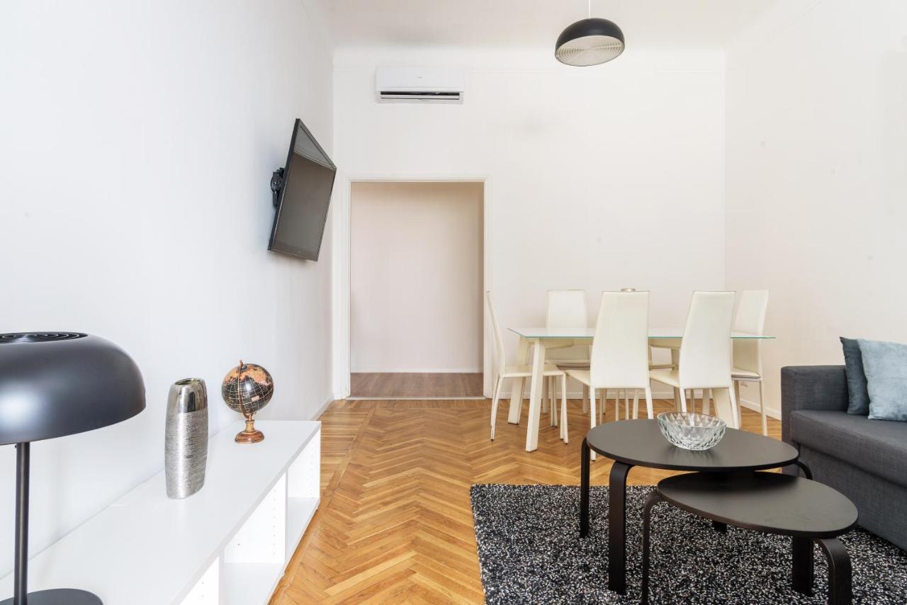 Hemeras Boutique Homes Luxury 4Bdr Close To Duomo Милано Екстериор снимка