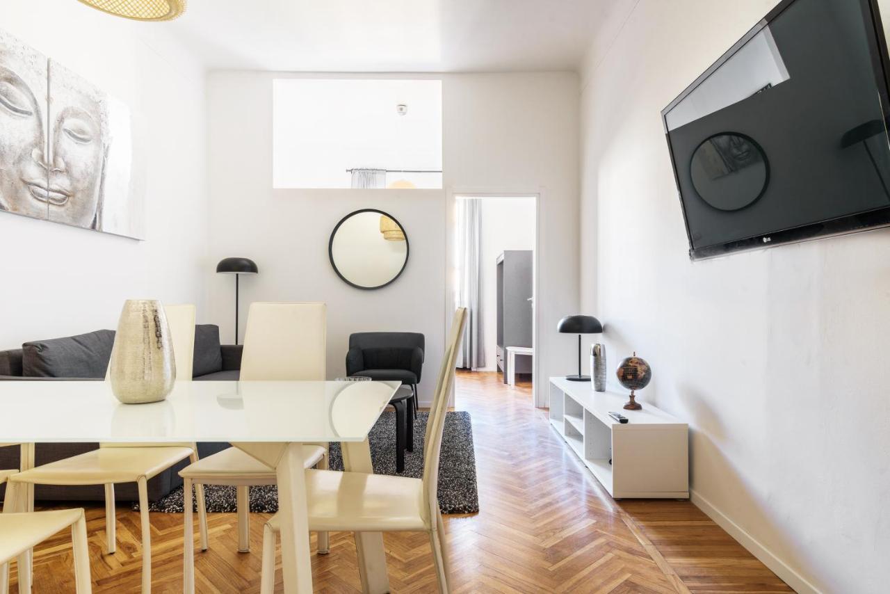 Hemeras Boutique Homes Luxury 4Bdr Close To Duomo Милано Екстериор снимка